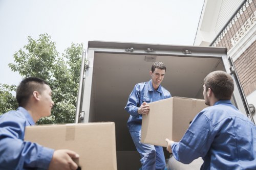 Safe and flexible payment options for Blackfriars removals